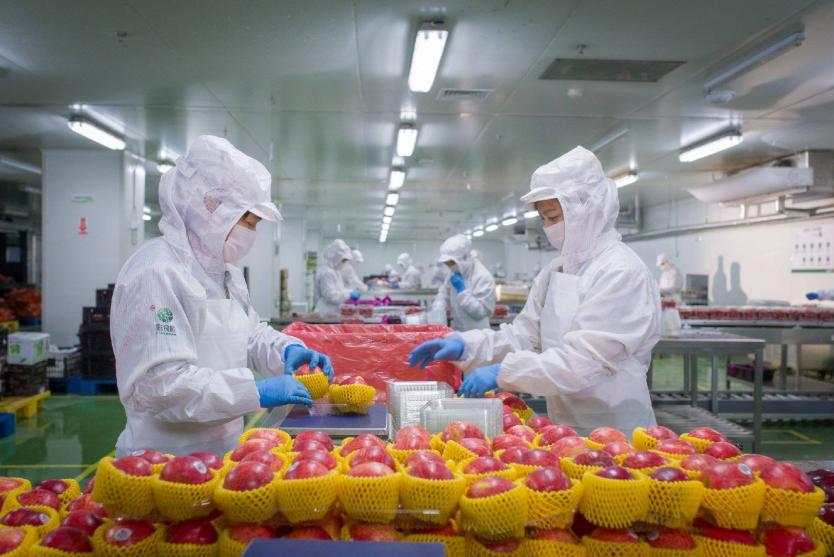 反超大润发、华润万家，我国本土“最大”超市诞生，年收入989亿