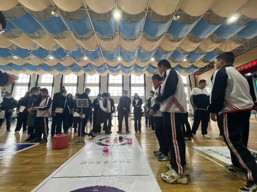 加强教育信息化,加强信息化建设提高管理质量