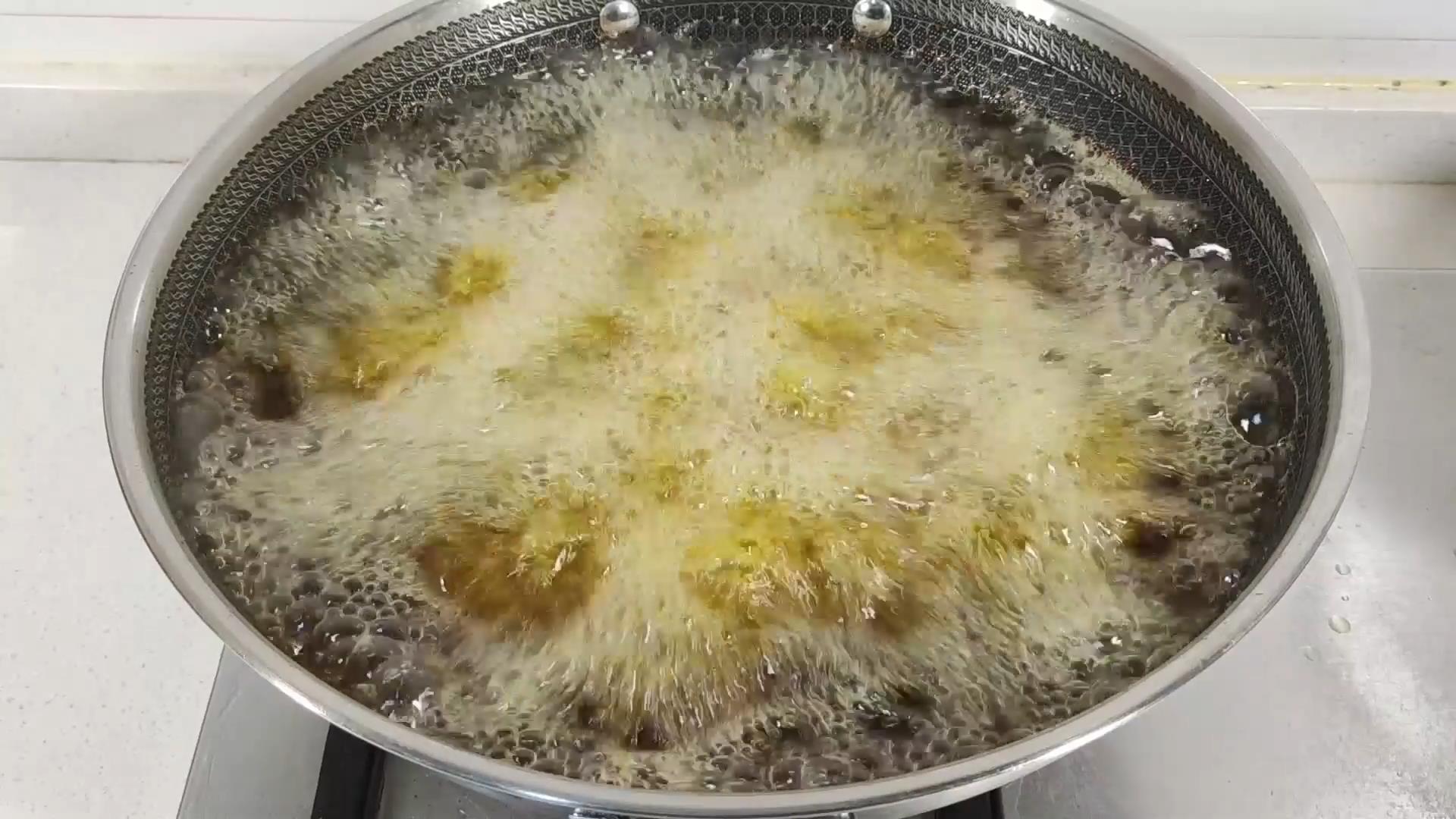 炸丸子不要水的方法,炸丸子不要鸡蛋的做法