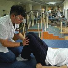 偏瘫屈腕康复练习,能够降低偏瘫患者痉挛的康复方法