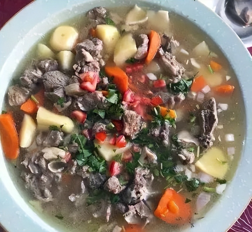 中国吃羊的视频,中国饮食行业三巨头