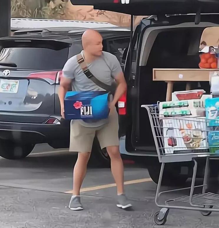 乐嘉和孟非的经历,乐嘉在哪一期非诚勿扰跟孟非吵架