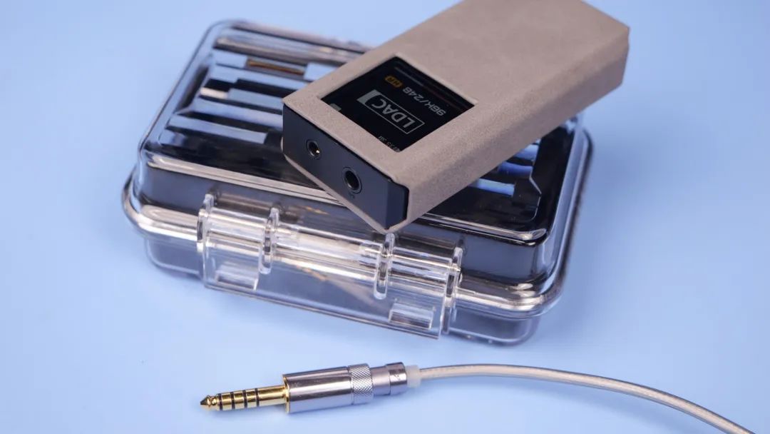 飞傲btr7试听,飞傲btr7蓝牙音质改善不明显