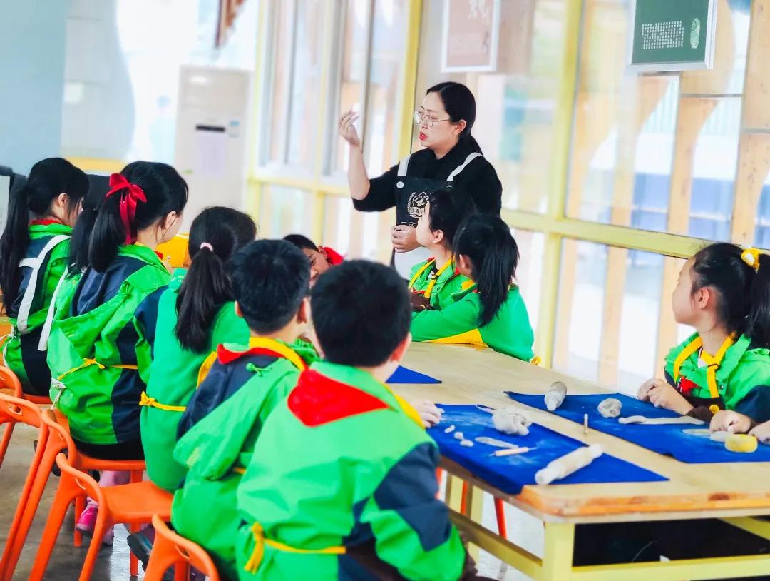 双流东升小学教育,双流区迎春小学教学质量