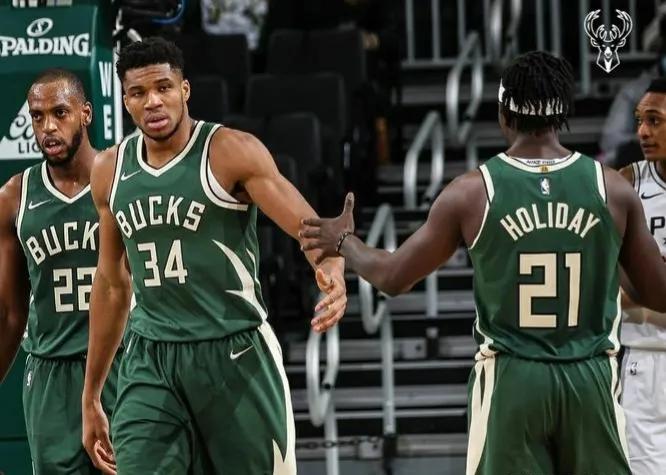 哈登库里汤普森下赛季薪资,谁才是性价比之王电信流量