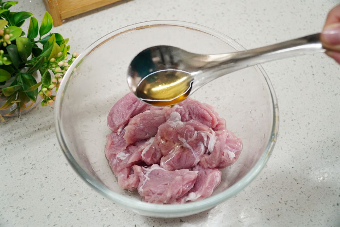 东北大哥教烧菜,东北大哥铁锅炖肉