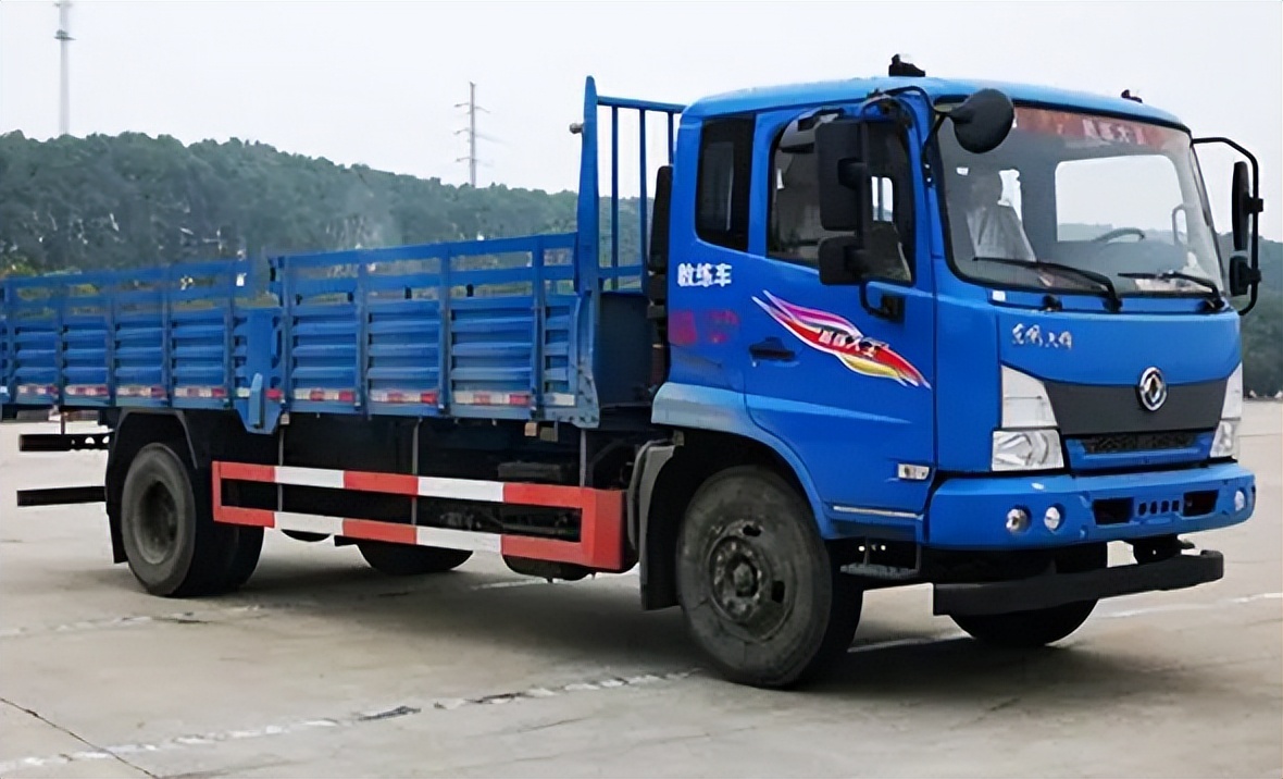 转驾照，惊险刺激用了绝招！赢得掌声和呐喊