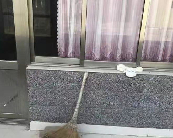 父亲家暴儿子杀害父亲后续,爸爸重男轻女家暴女儿的视频