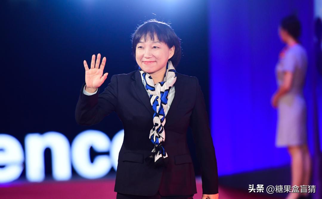 大快人心！50岁孙雯再获体育总局重用担任代表团团长出席亚洲杯