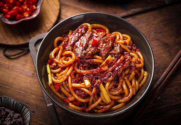 累计卖出100万+份，*疆新**人排队都要吃的就是这款米粉