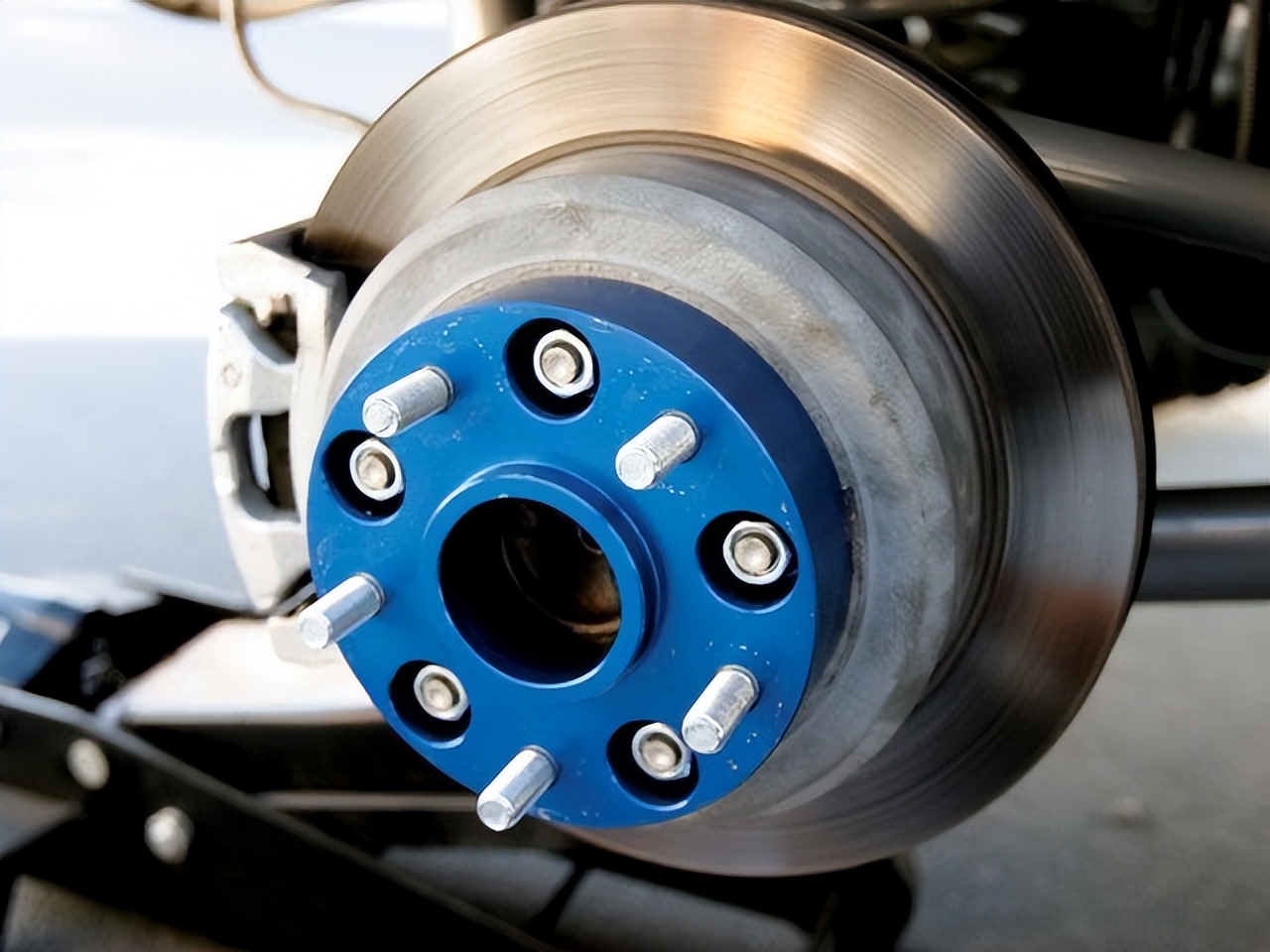 改装轮毂如何看参数是否适合,改装轮毂需要了解哪些