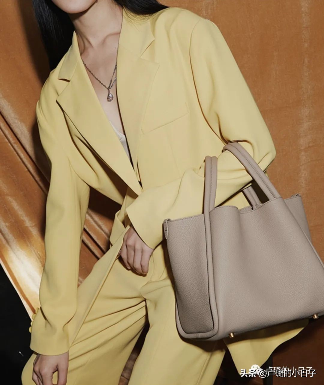 五人衣服套装,5个人穿的衣服礼服