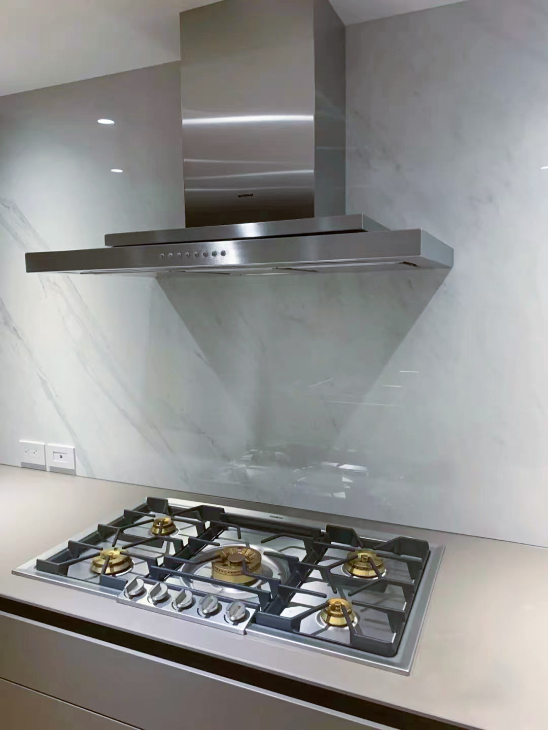 家庭用什么油烟机最好最实用,目前装修用什么油烟机最好