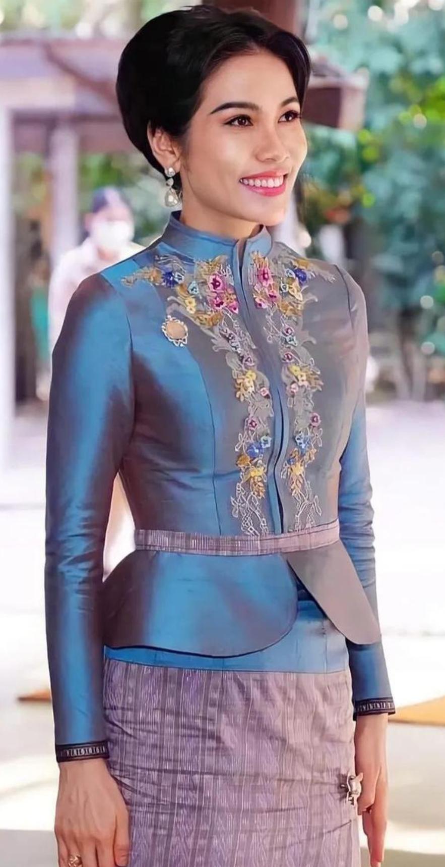 泰王对诗妮娜评价,诗妮娜泰王消息