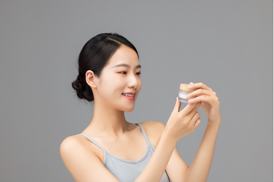 孕妇可以使用护肤品吗,孕妇可以使用袋鼠妈妈护肤品吗