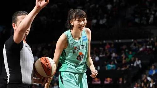 实至名归！韩旭入选世界杯最佳阵容；郑薇当选世界杯最佳主教练