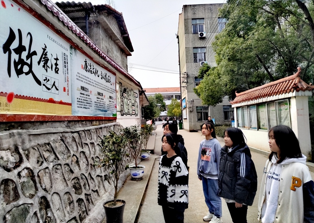 【校长说】武穴市松山咀中学用行动贯彻落实全市教育工作会精神！