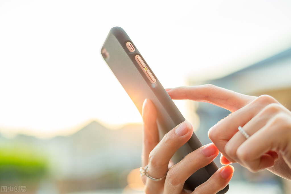 情侣之间的礼物一般送多少,情侣礼物都有什么含义