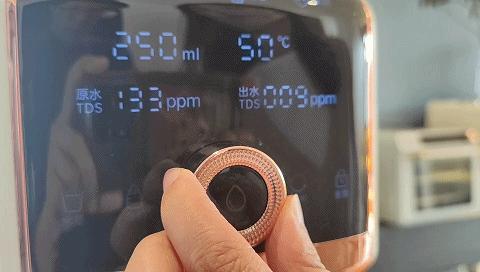 宜盾普净饮机首次使用视频,宜盾普W2嵌入式净饮机评测