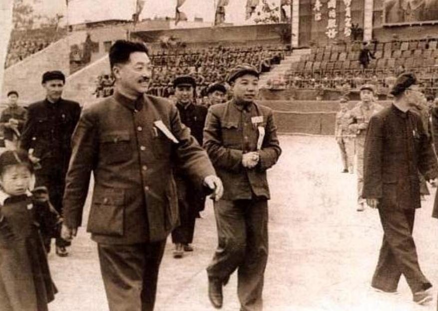 陈家亮羞愧难当,中国男足失败名场面