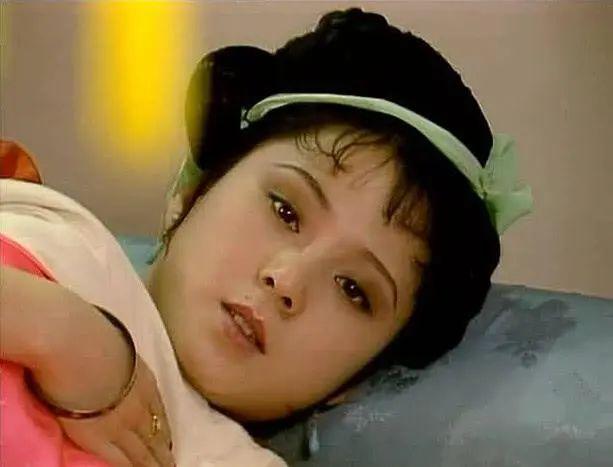 红楼梦胡君荣性别,红楼梦死于妇科病的三个女人