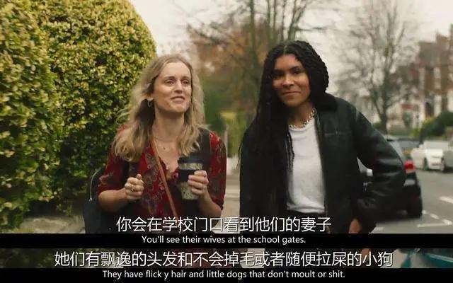 扒裤子撕衣服，跟小三较劲她们图什么？全因两性关系中的根源冲突