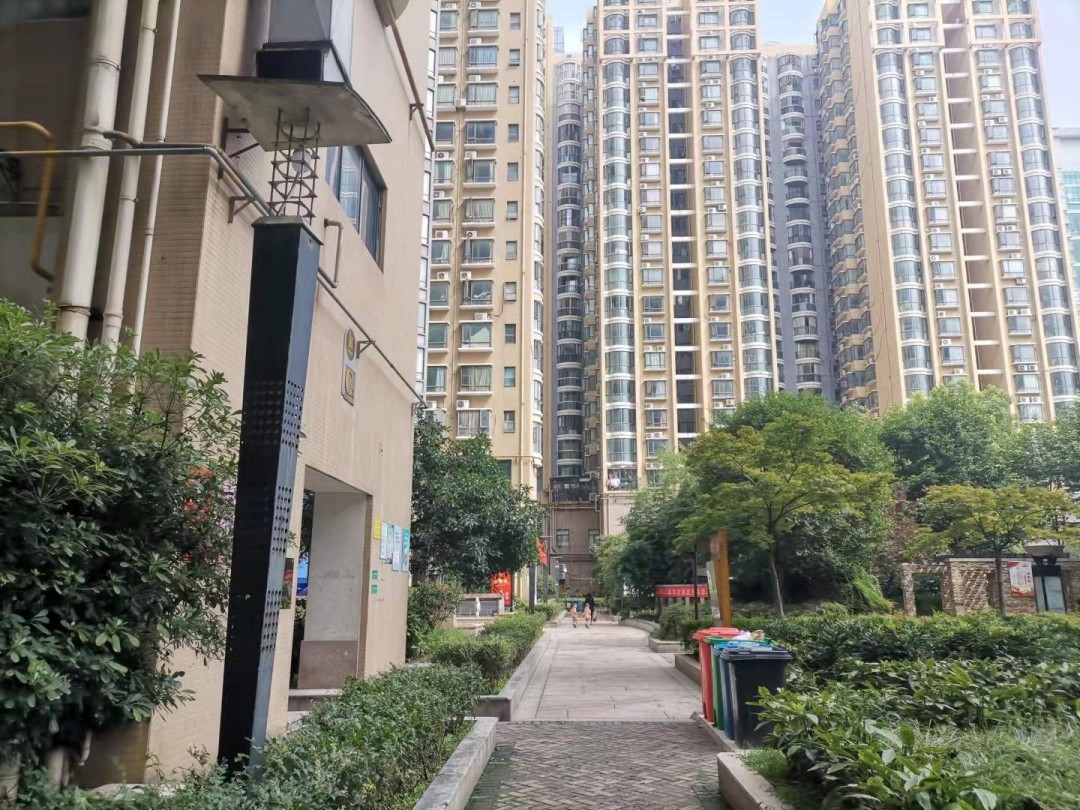 购房小技巧:如何看破一二手房产广告套路和实地看房