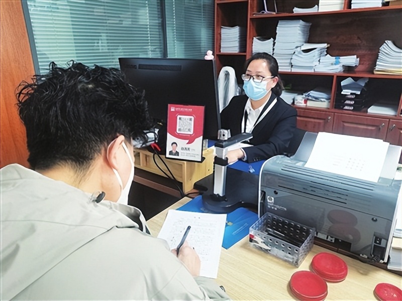 法律顾问进村居法律服务暖人心,公证处上门服务解民忧