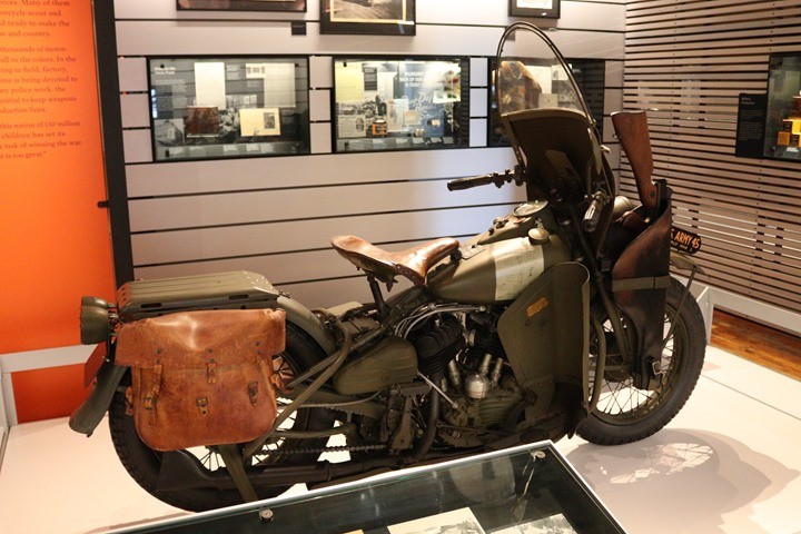 哈雷摩托车哪款改复古最好看,哈雷摩托车从第一代至今的车型