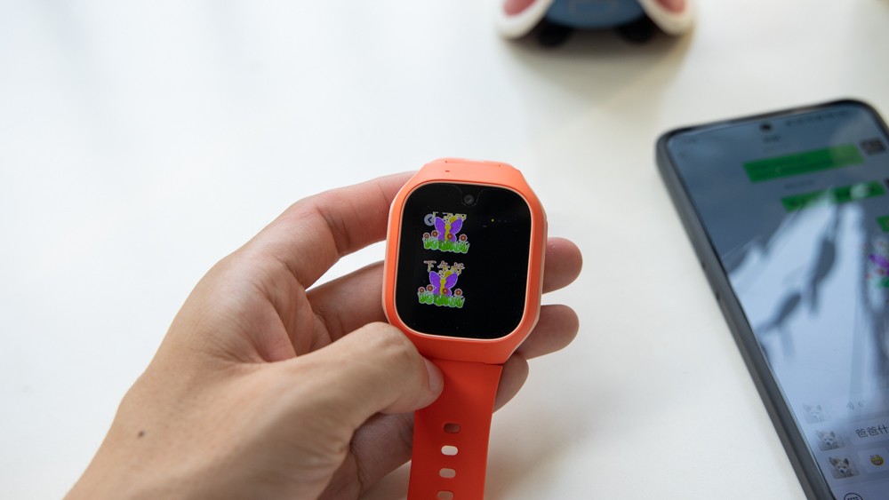 支持微信qq的儿童电话手表,米兔6c儿童电话手表有游戏吗