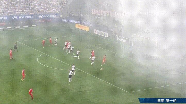 德甲新科冠军全程吊打莱万,拜仁豪夺德甲九连冠阵容