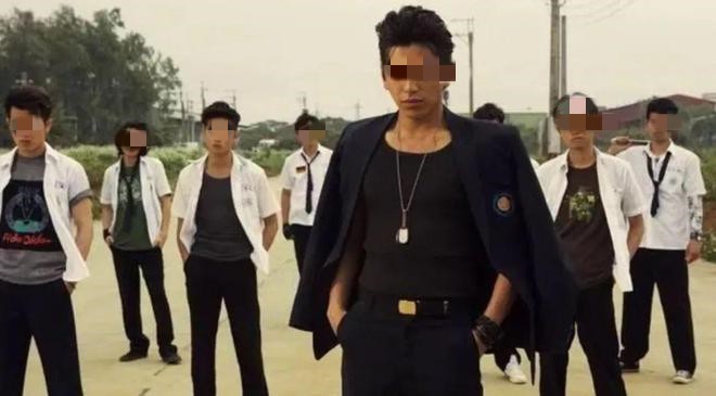 05年广东警察遭枪杀，为何群众放鞭炮庆祝，更有万人替凶手求情？