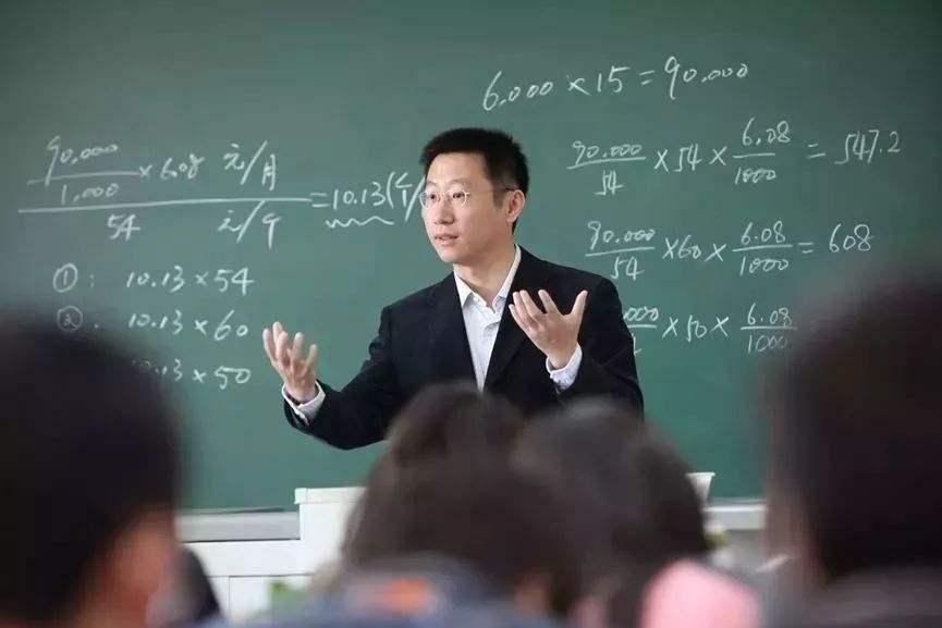 理科文科分数差距很大,文科理科毕业后的差距