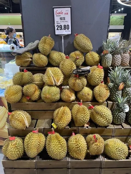 水果价格断崖式下跌,水果榴莲最低价