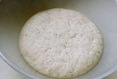 有大量过期啤酒怎样变废为宝,过期啤酒的用处生活小技巧