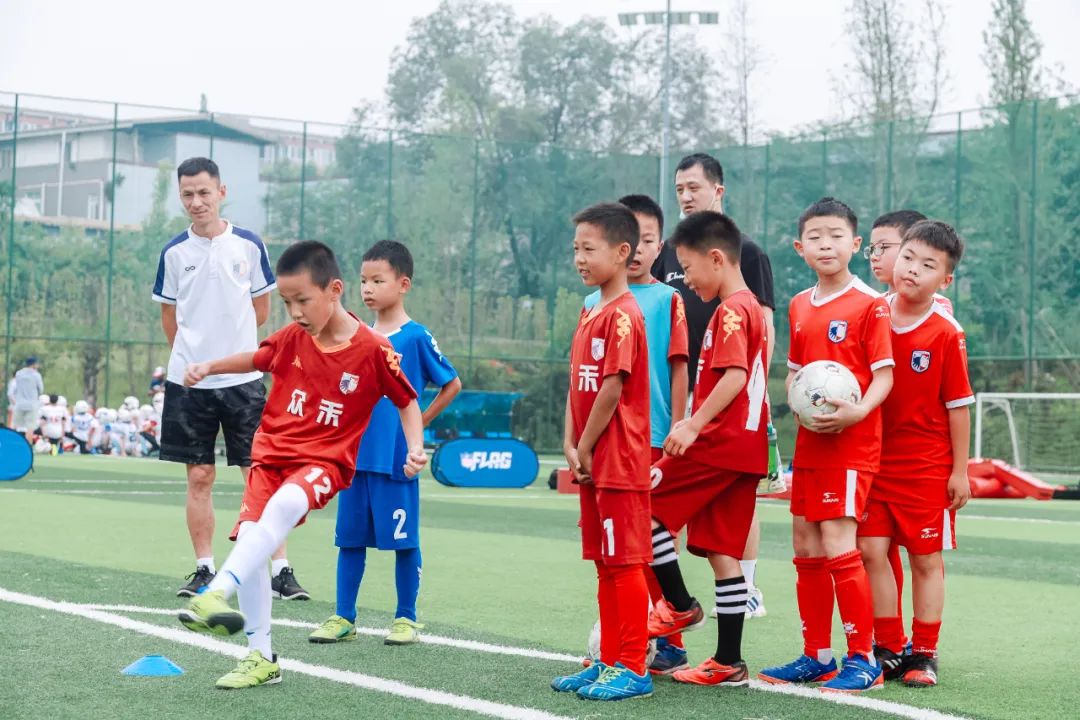 足球嘉年华内容,嘉年华快乐游戏