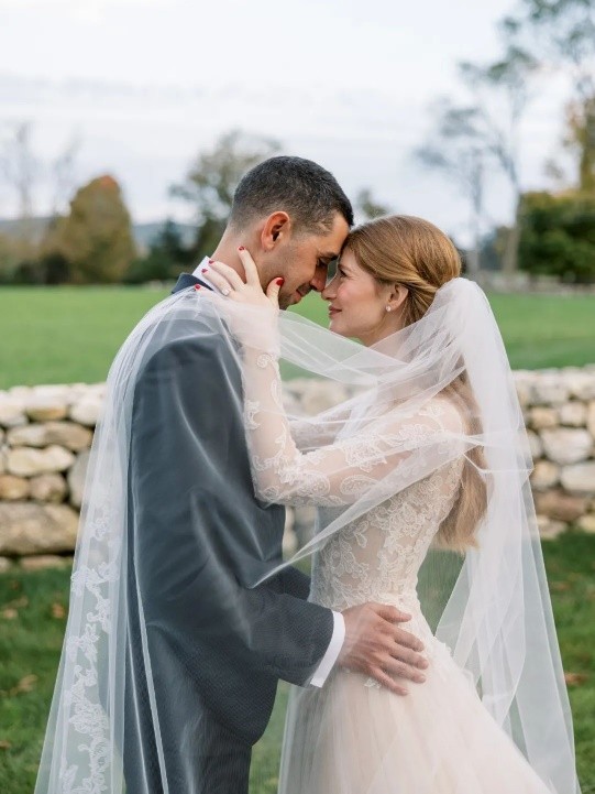 72岁王薇薇晒近照,王薇薇年轻写真照