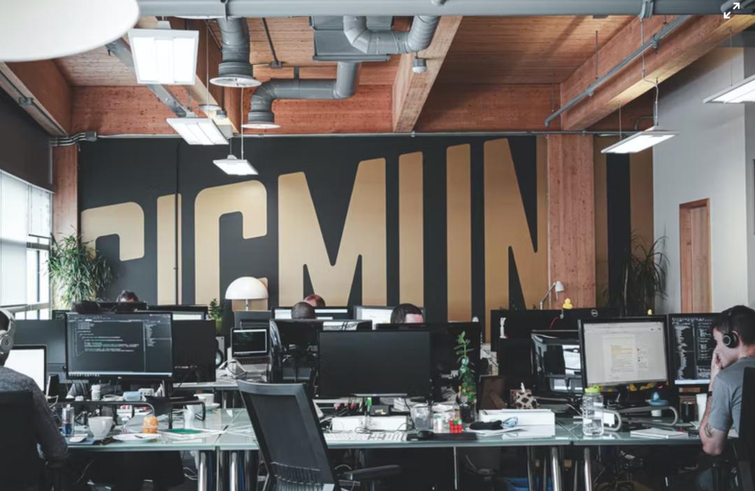 交钱培训的工作靠谱吗,交钱培训的工作是骗子吗