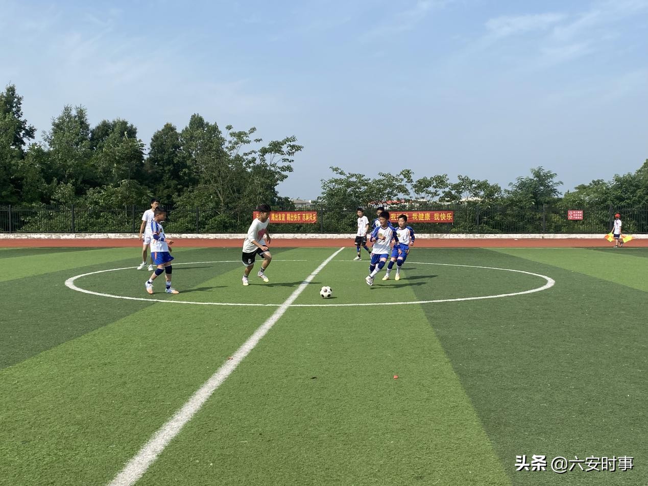 小学校园足球联赛开赛报道,小学校园足球联赛圆满落幕报道