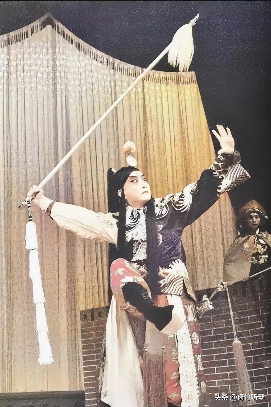 叶盛兰片段,叶盛兰三堂会审