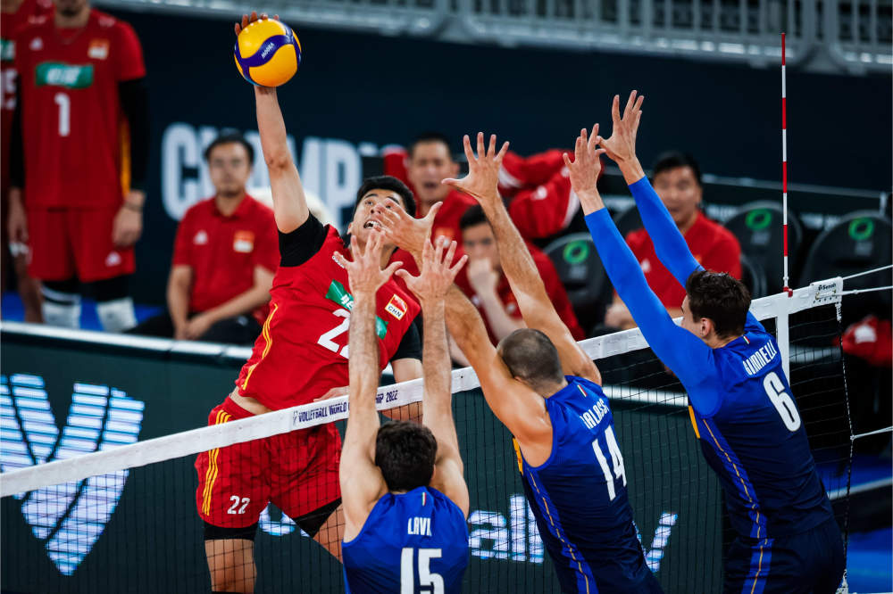 中国男排时隔10年再登亚洲之巅,中国男排输了谁