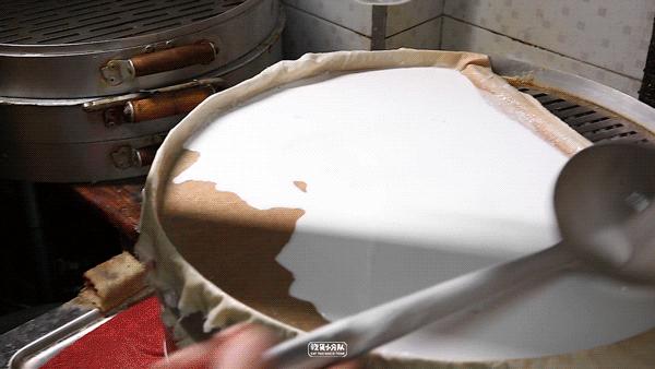 朋友带了特产给我吃要怎么感谢,朋友送的吃的吃出了家乡的味道