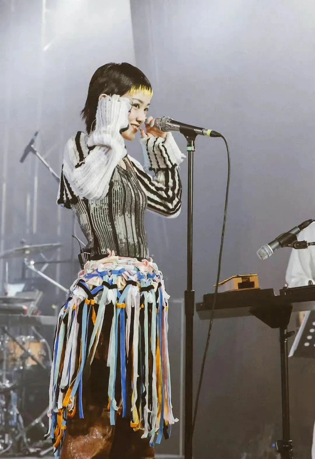 郭采洁为什么不走甜美风了,郭采洁为什么微博评论那么少