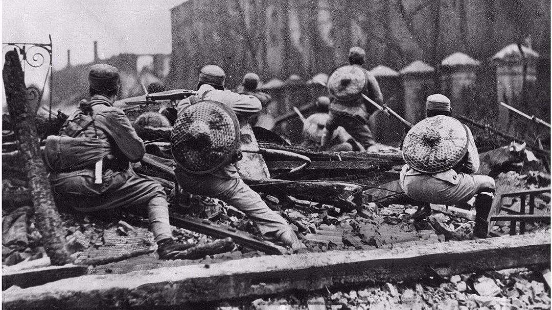 戴笠对付日本女间谍,军统女特工被日本人抓住