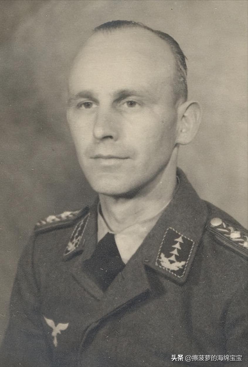 二战德国空军军衔标志,二战德国军衔级别对照表