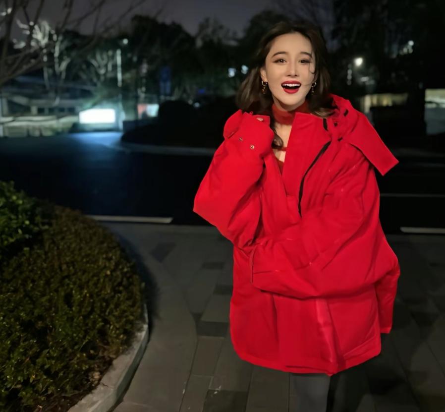 张馨予之前被黑是真的假的,曾经被全网黑的张馨予