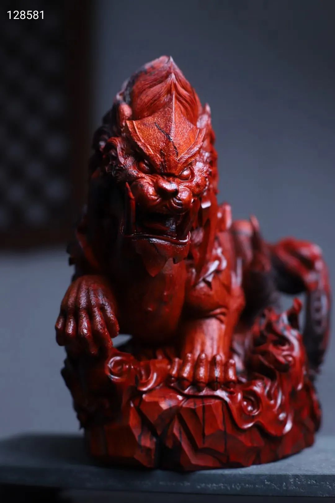 老木雕佛像如何保养不开裂,小叶紫檀木头开裂了怎么修复