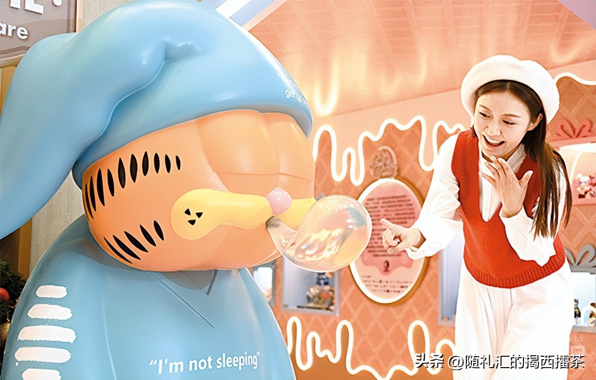 4大港铁商场圣诞玩具大世界