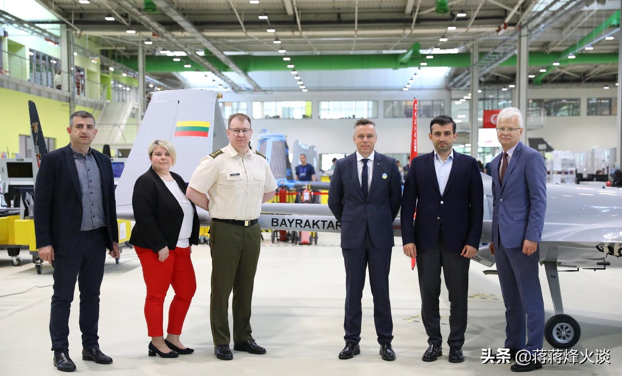 土耳其无人机tb2vs翼龙2,土耳其tb2无人机与彩虹无人机