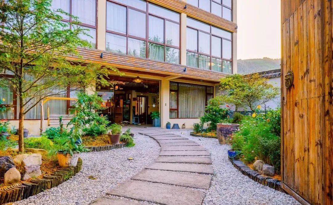 莫干山民宿泡温泉,莫干山温泉雪景民宿